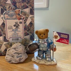 2000 Vintage Cherished Teddies Astronaut Figurine. Neil